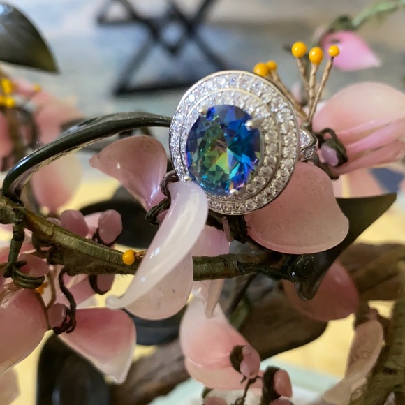 Vintage 925 mystic topaz & white sapphire ring main image 3